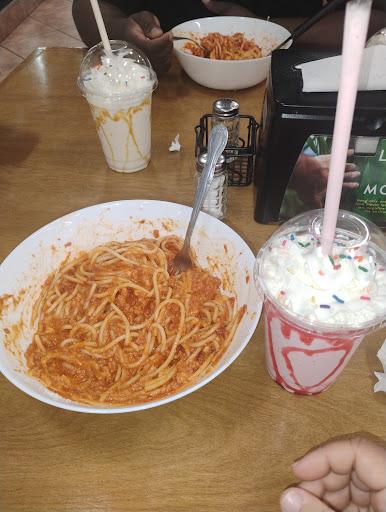 Las Hermanas Pizzeria 2